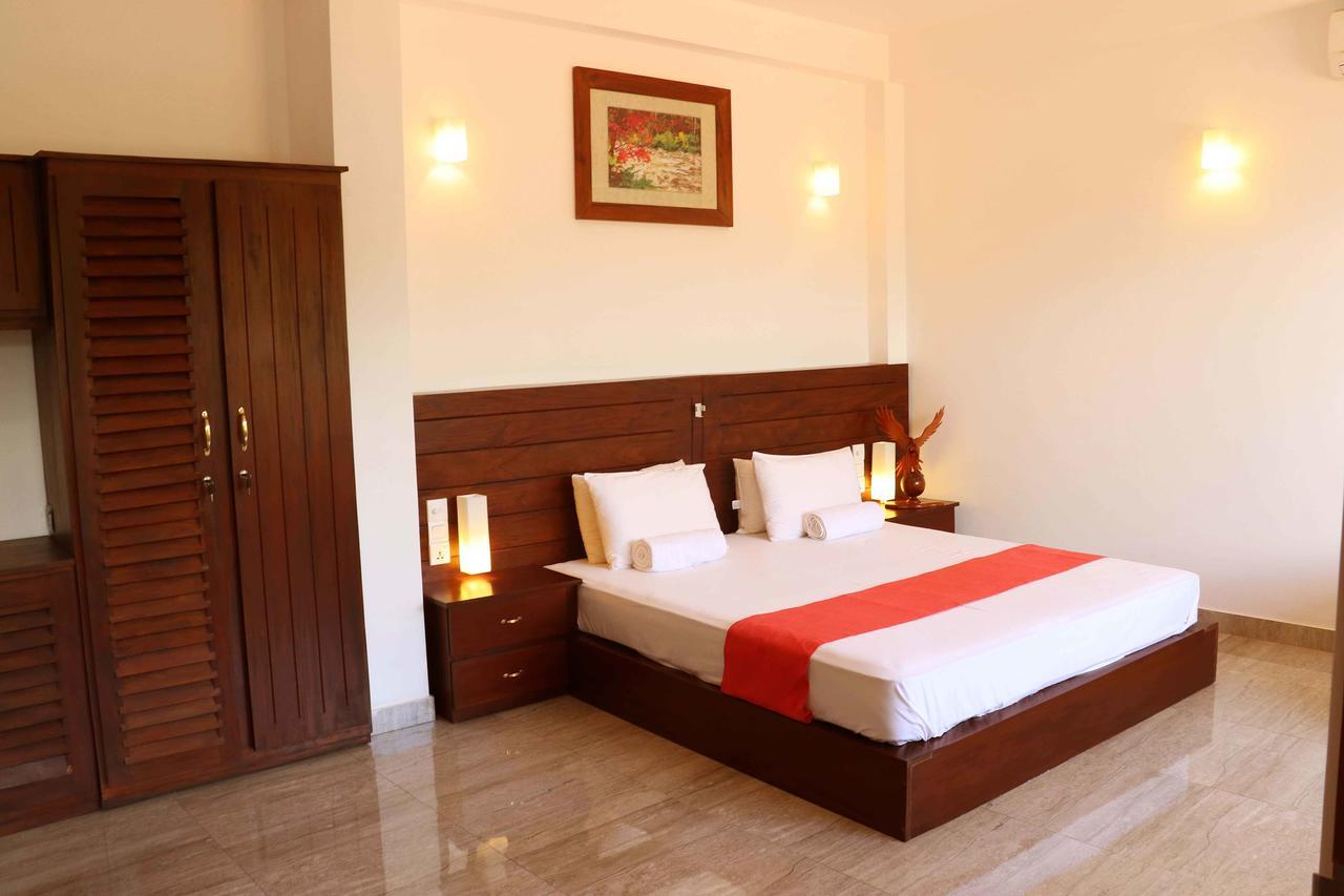 Villa Royce Kandy Exteriör bild