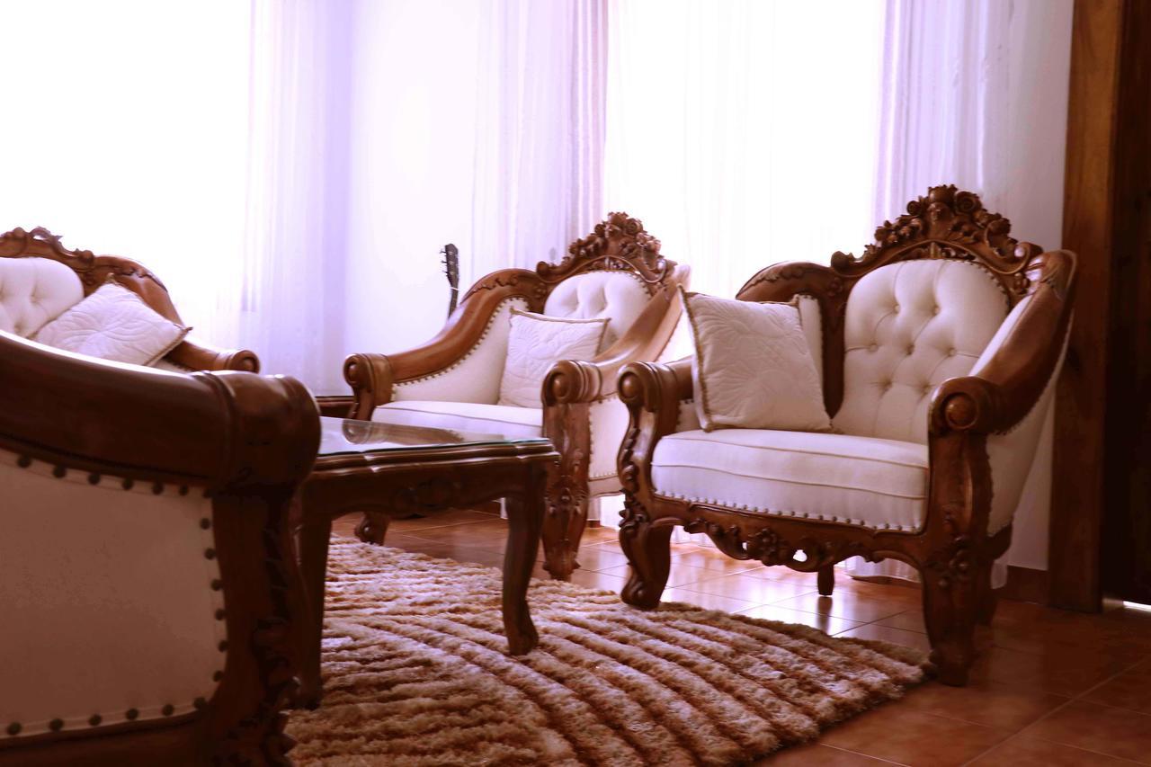 Villa Royce Kandy Exteriör bild